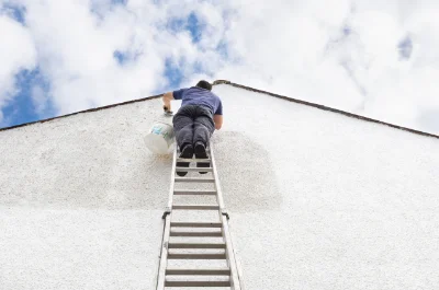 Peinture extérieure à Vézières — façades et ravalement